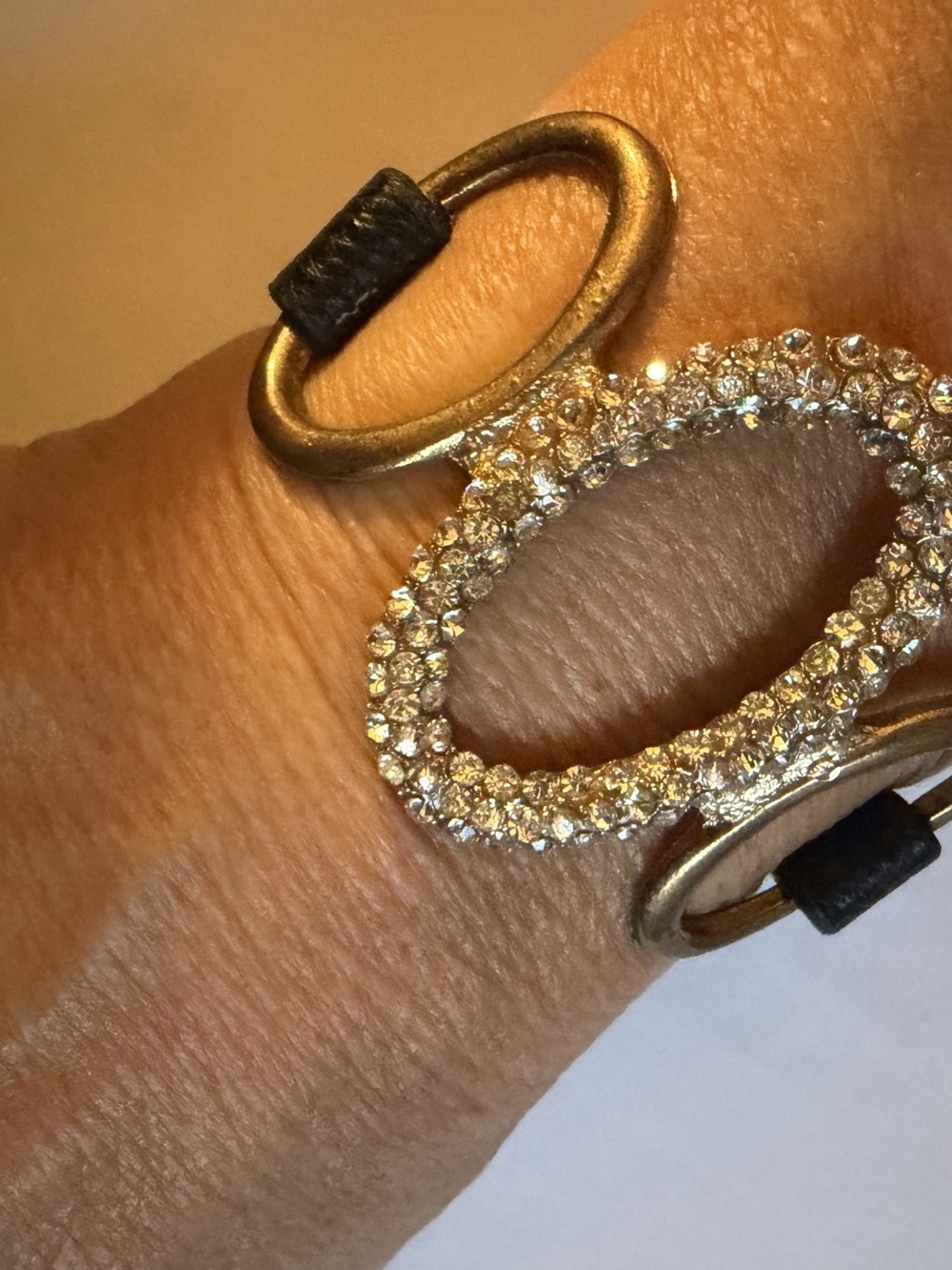 Rhinestone Oval Wrap cuff Bracelet in chocolate brown leather & Gold Like New